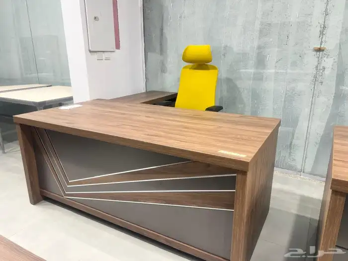 مكتب اداري فخم مع دولاب طاولة شائي نفس اشكال طقم 4