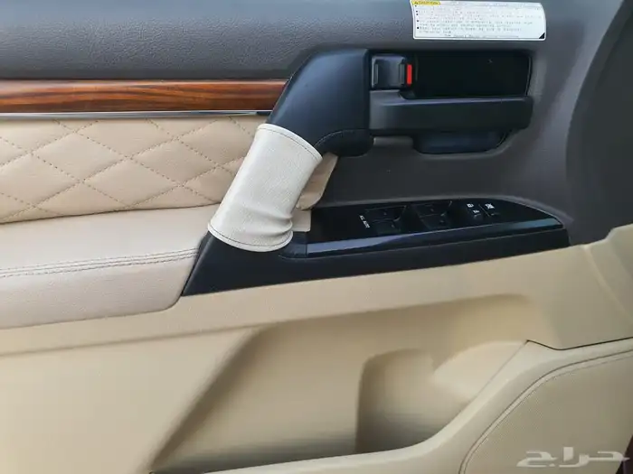 تويوتا لاندكروزر 2016 GXR فل سعودي 12