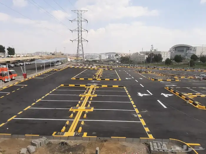 تخطيط طرق ومواقف السيارات تخطيط محطات الوقود تركيب علامات 9