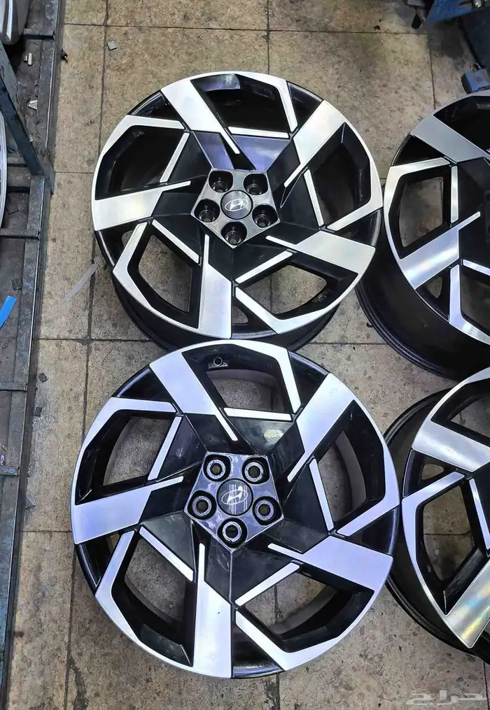 جنوط هونداي سنتافي مقاس20 موديل 2023 اصليه وكاله 4