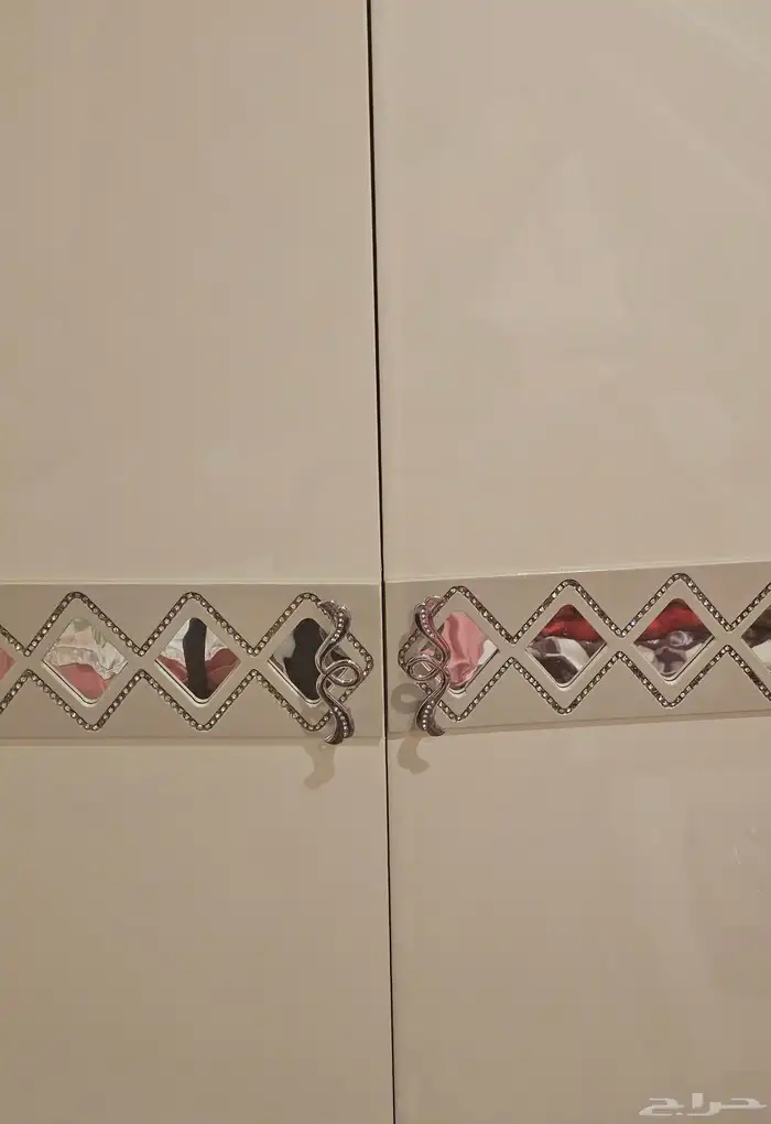 دولاب ملابس اثين تعليق مع خزانات فوق واحد تطبيق كامل لسعر400 0