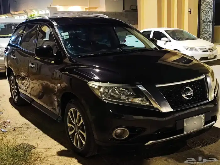 للبيع نيسان باثفيندر 2016 بحاله ممتازة بالهفوف 31