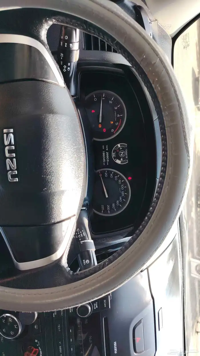 ايسوزو هايلكس موديل 2017 9