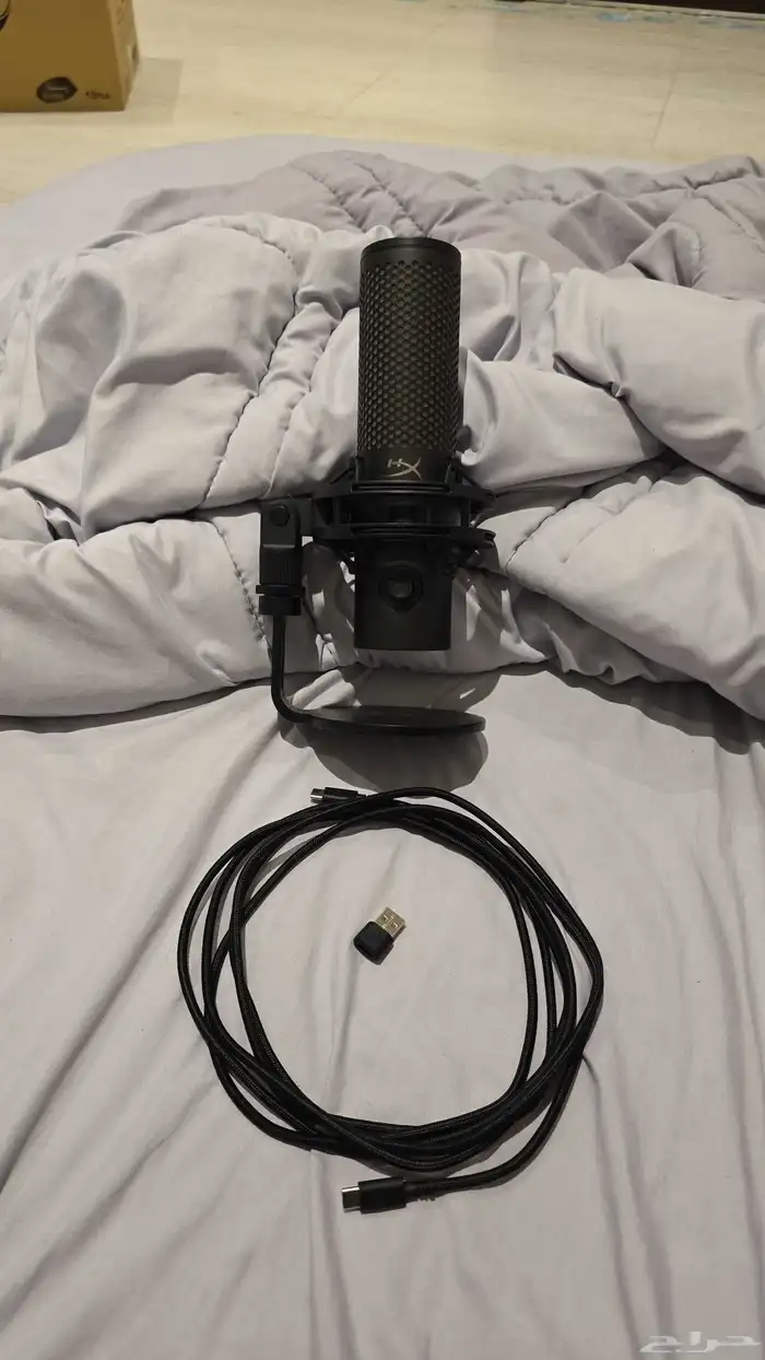 مايكرفون هايبركس وماوس لوجتيك للبيع 1