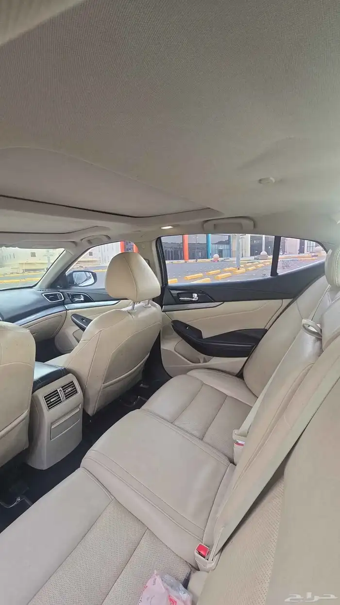 نيسان مكسيما 2017 SV 8