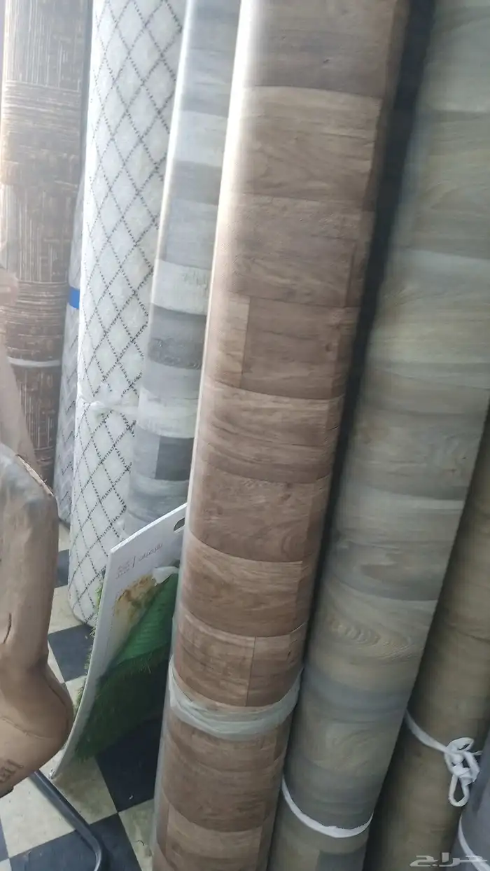 جميع انواع المفروشات والموكيت والفينيل والعشب الزراعي ومتوفر 1