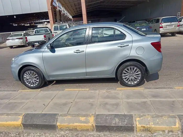 سوزوكي دزاير 2023 1