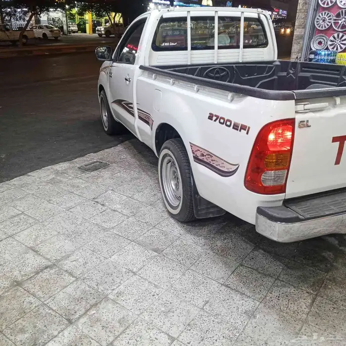 هايلكس 2009 بدي بلد كفراته وجنوط بلده موجوده 1