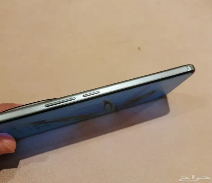 هونر 200 ذاكره 256 قيقا ورام 12 4