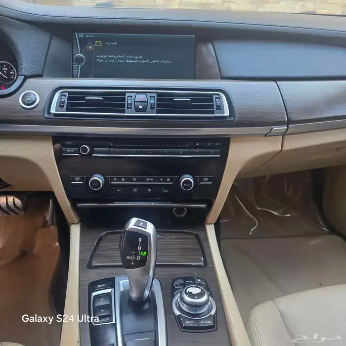 سيارة بي ام 740 2012 توين تيربو 1