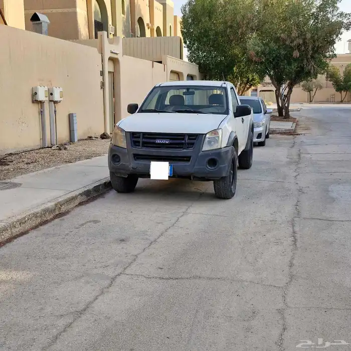 للبيع يسوزو ديزل دبل مكيف غنارة2008 5