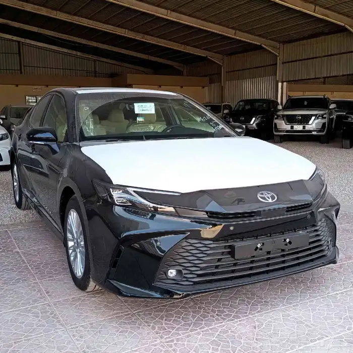 تويوتا كامرى LE موديل 2025 اصفار سعودى- نصف فل 2