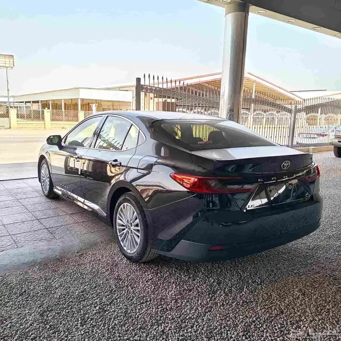 تويوتا كامرى LE موديل 2025 اصفار سعودى- نصف فل 16