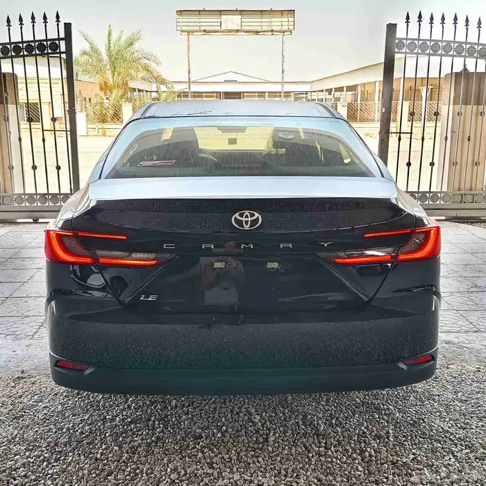تويوتا كامرى LE موديل 2025 اصفار سعودى- نصف فل 18