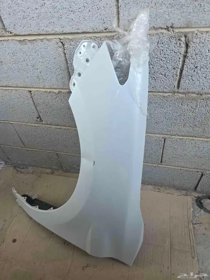 رفرف كامري2025 اييض لولوي 5