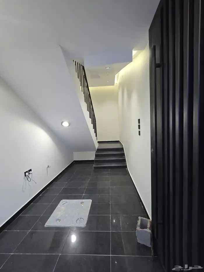 للبيع شقه ارضى 500 الف كامل خدمات 17