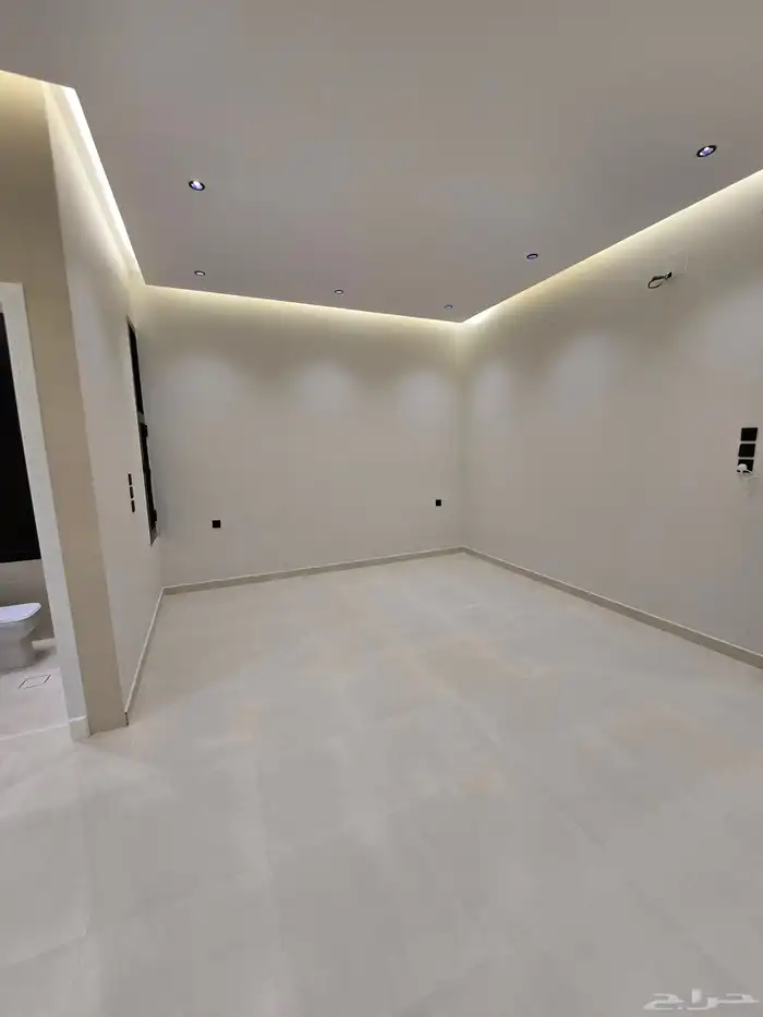 للبيع شقه ارضى 500 الف كامل خدمات 9