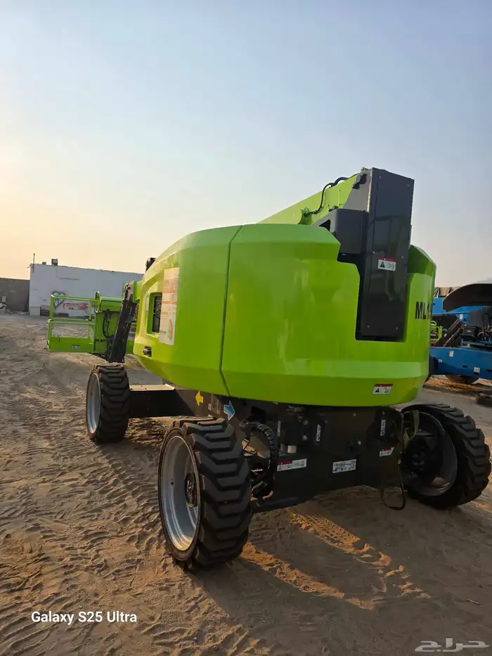 مانلفت 14متر للايجار مانلفت 22متر للايجار سيزرلفت 16متر للاي 4