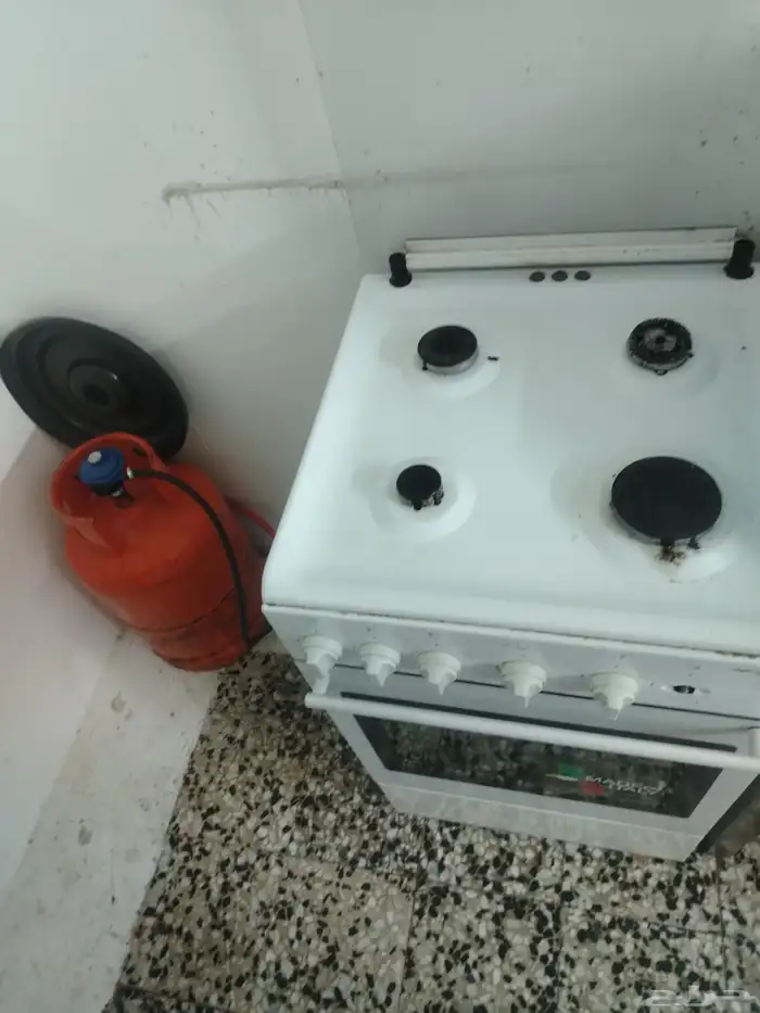 ثلاجه L. G بخار كبيره 600 ريال بخار مافيه شئ 2