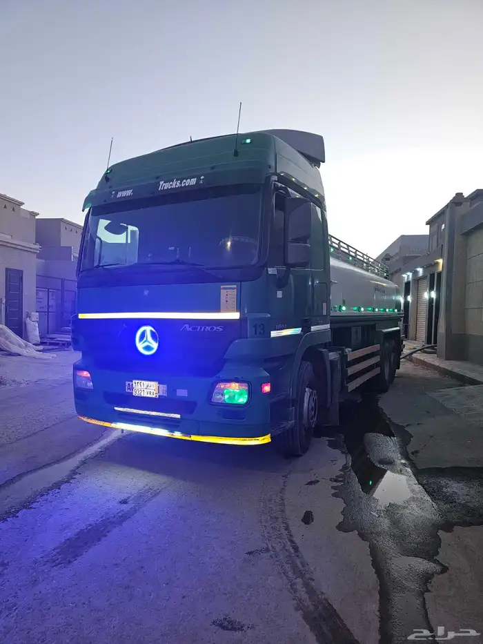 وايت ماه شرق الرياض 0