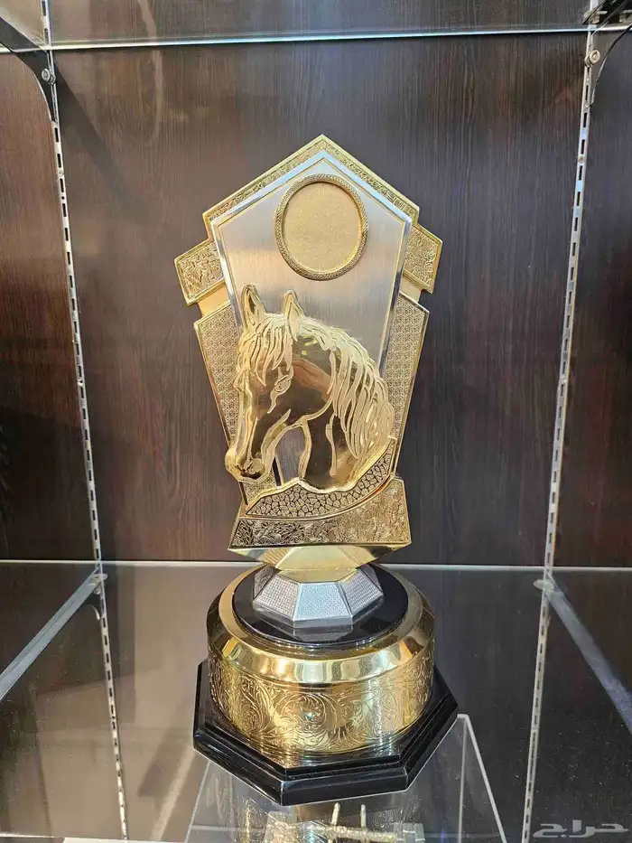 مجسمات_ذهبي هدايا فخمة مجسمات فضي _ مجسمات تراثية 2