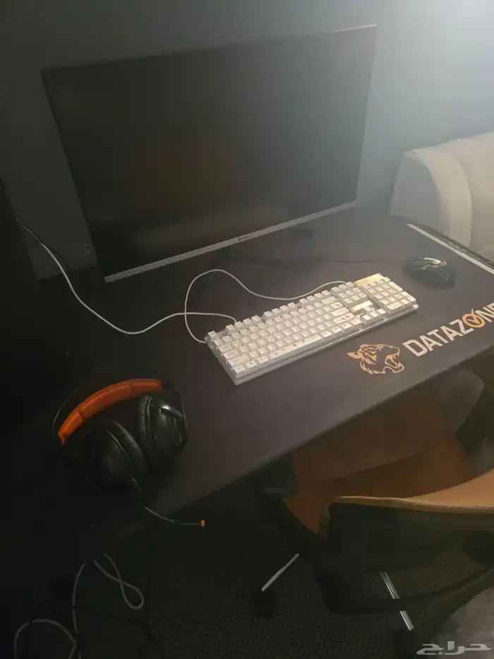 بي سي للبيع على السوم جميع اغراضه 1