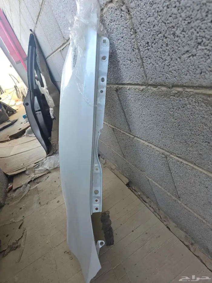 رفرف كامري2025 اييض لولوي 2