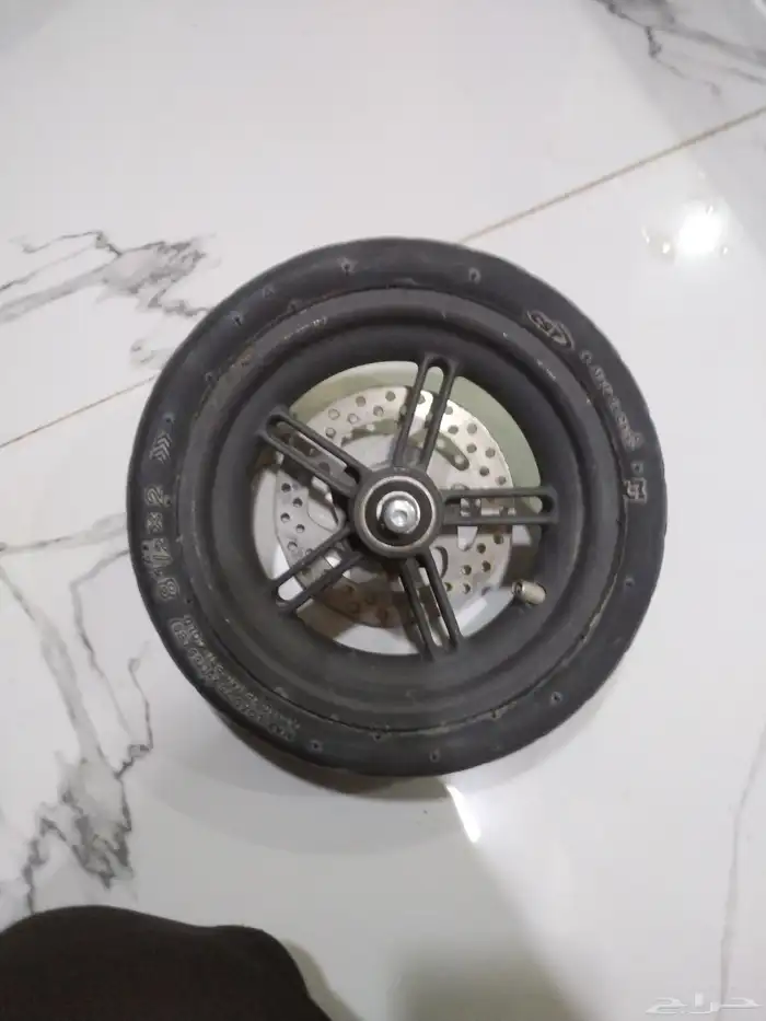 جنط سكوتر شاومي مع شاحن 36 فولت مع نور سكوتر شاومي شغال 2