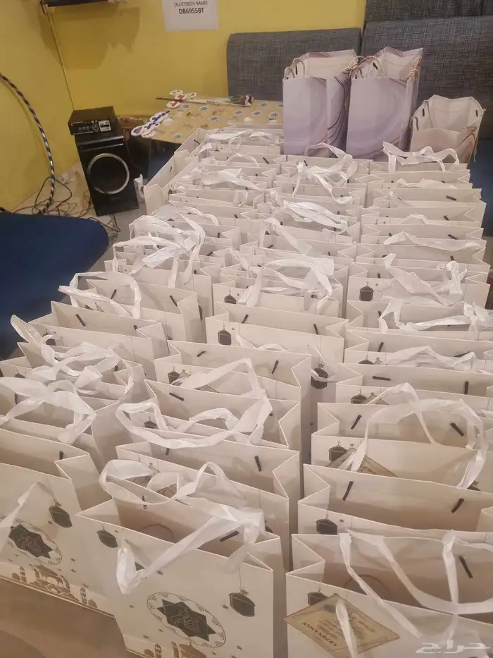 أعمال فنية مجسمات توزيعات بلالين وغيرها للحفلات والمناسبات 4