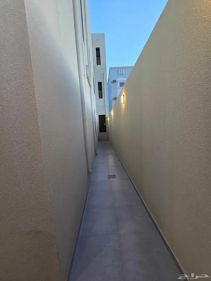 للبيع شقه ارضى 500 الف كامل خدمات 2