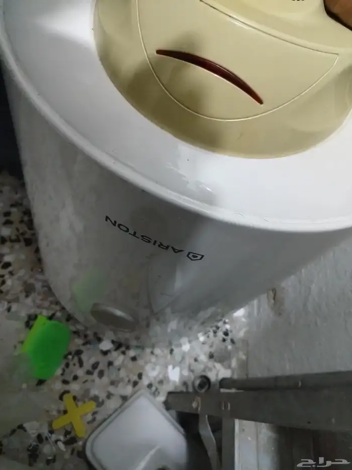 ثلاجه L. G بخار كبيره 600 ريال بخار مافيه شئ 4