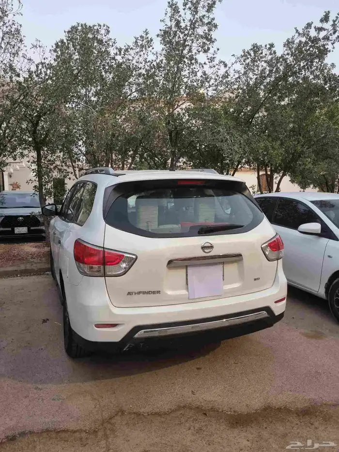 نيسان باثفندر 2013 نظيف وع الفحص استعمال شخصي 4