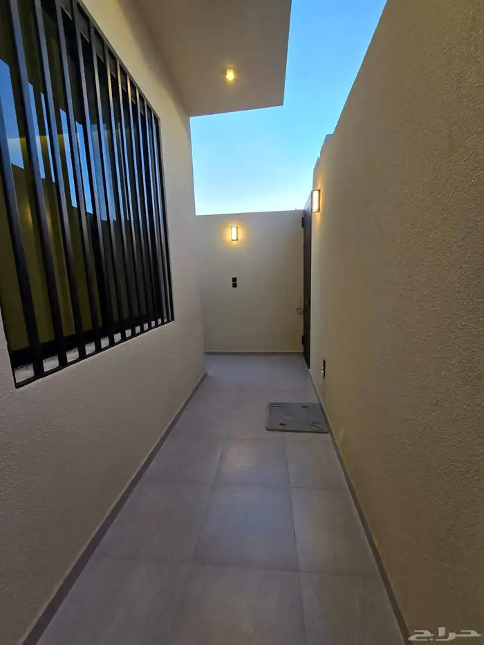 للبيع شقه ارضى 500 الف كامل خدمات 1