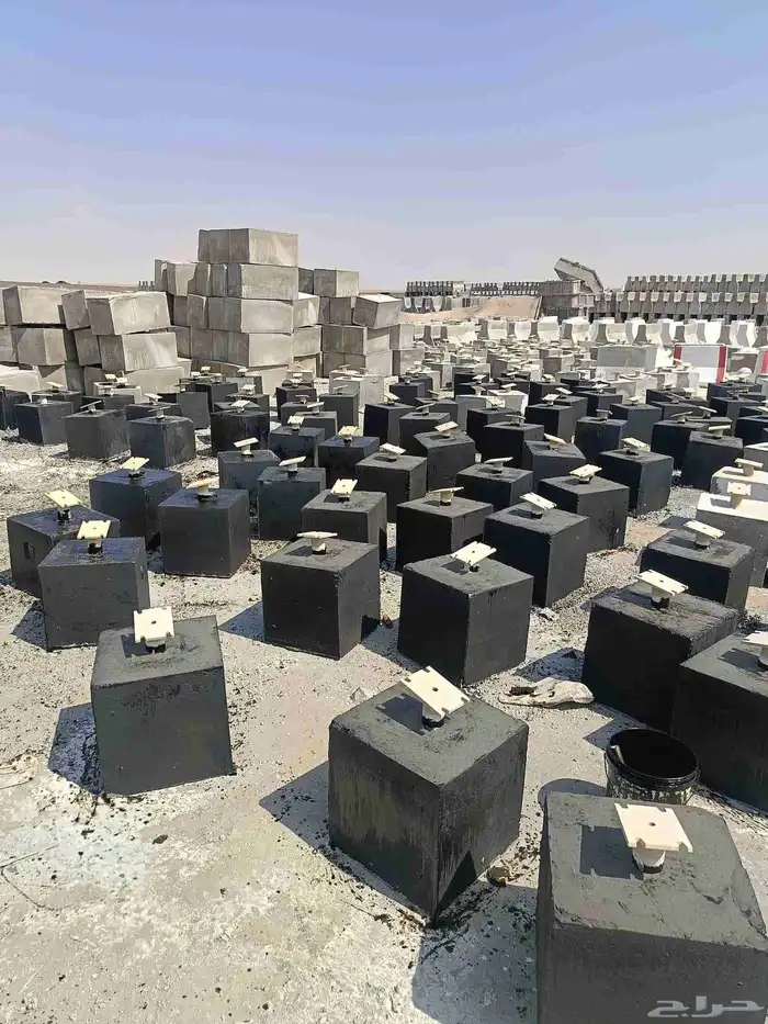 حواجز خرسانية نيوجرسي سفتي مصدات قواعد انارة 5