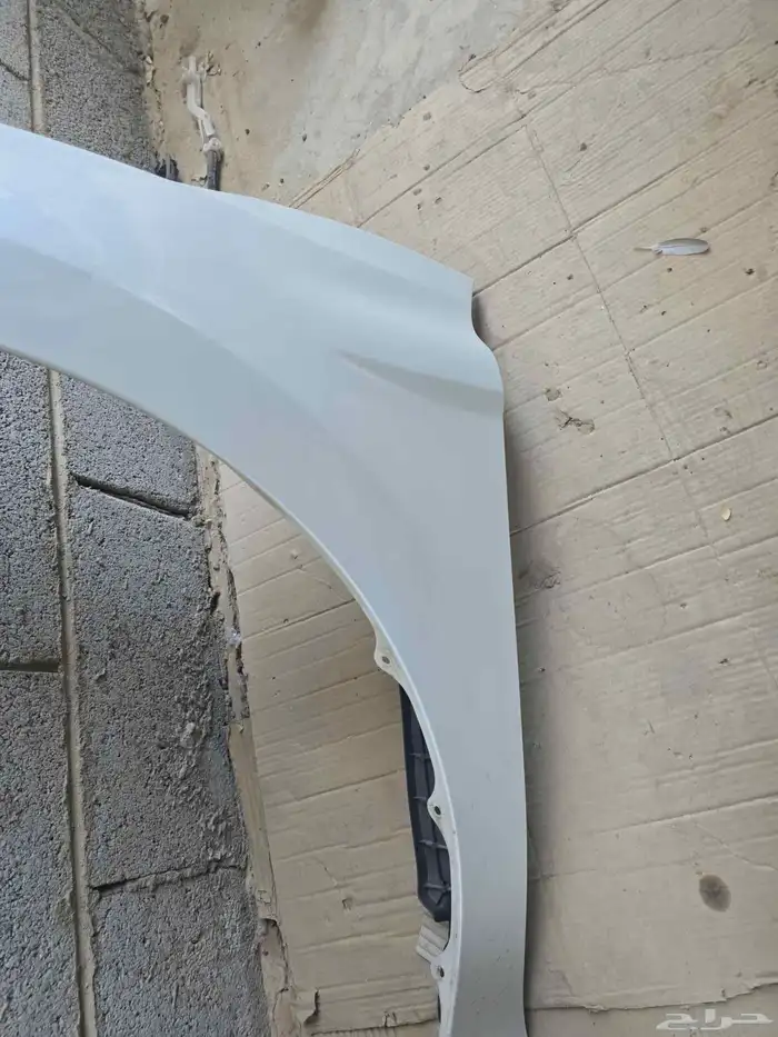 رفرف كامري2025 اييض لولوي 0