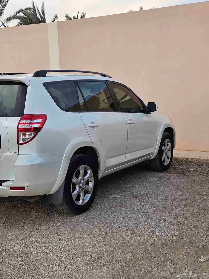 تويوتا راف فور 2011 2