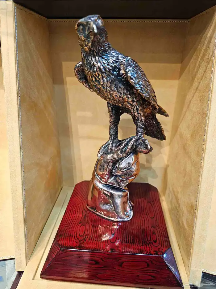 مجسمات_ذهبي هدايا فخمة مجسمات فضي _ مجسمات تراثية 0