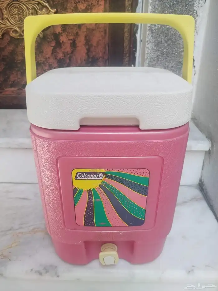 ترمس ماء نوع كولمن امريكي شبه جديد حجم 12 لتر السعر200 ريال 0