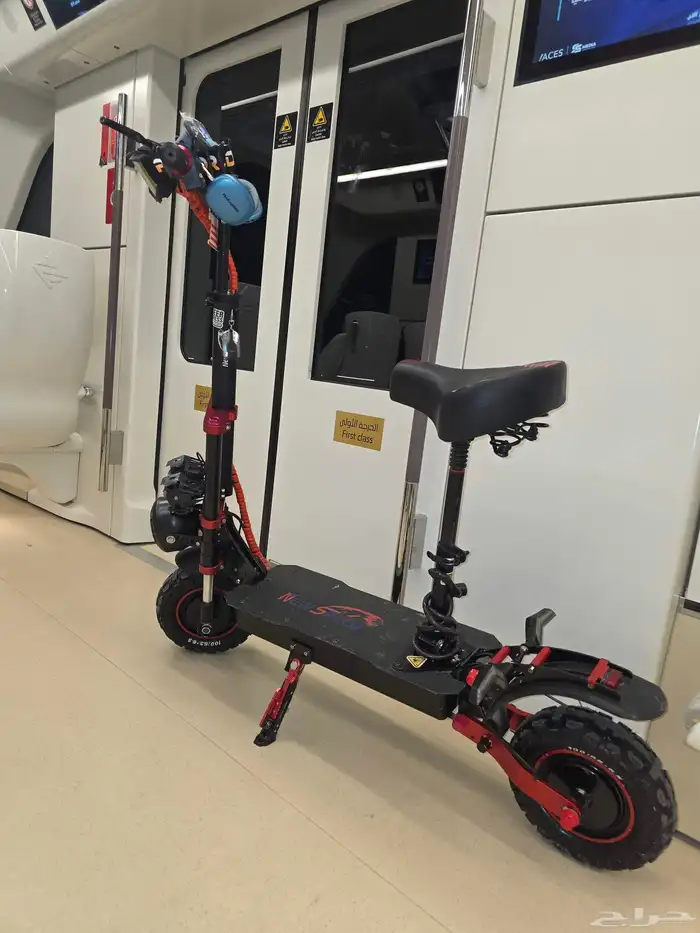 السلام عليكم سكوتر المدرعة للبيع المستخدم نظيف إسكوتر نضيفف 0