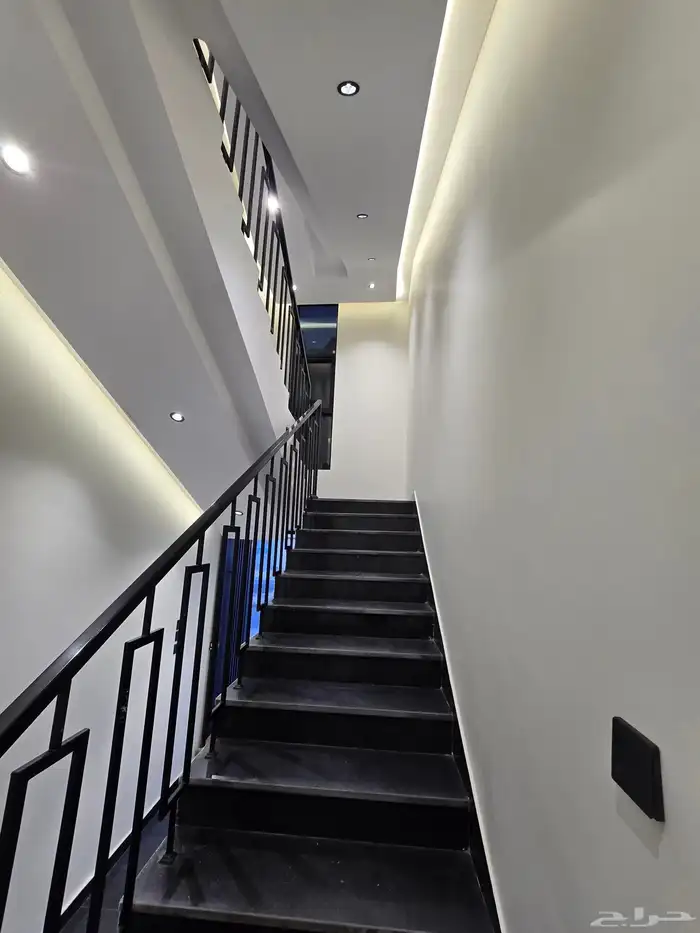 للبيع شقه ارضى 500 الف كامل خدمات 18