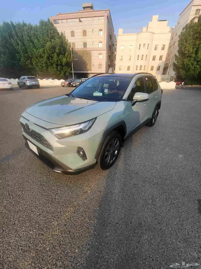 Toyota Rav4 2025 HEV راف 4 هايبرد فل كامل 4