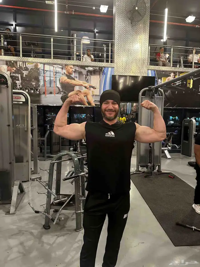 (مدرب شخصي) معلم سباحة وإنقاذ ومدرب لياقة بدنية (جيم) 2