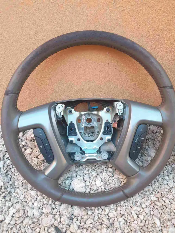 طارة تاهو يوكن موديل 2010 الى 2014 1