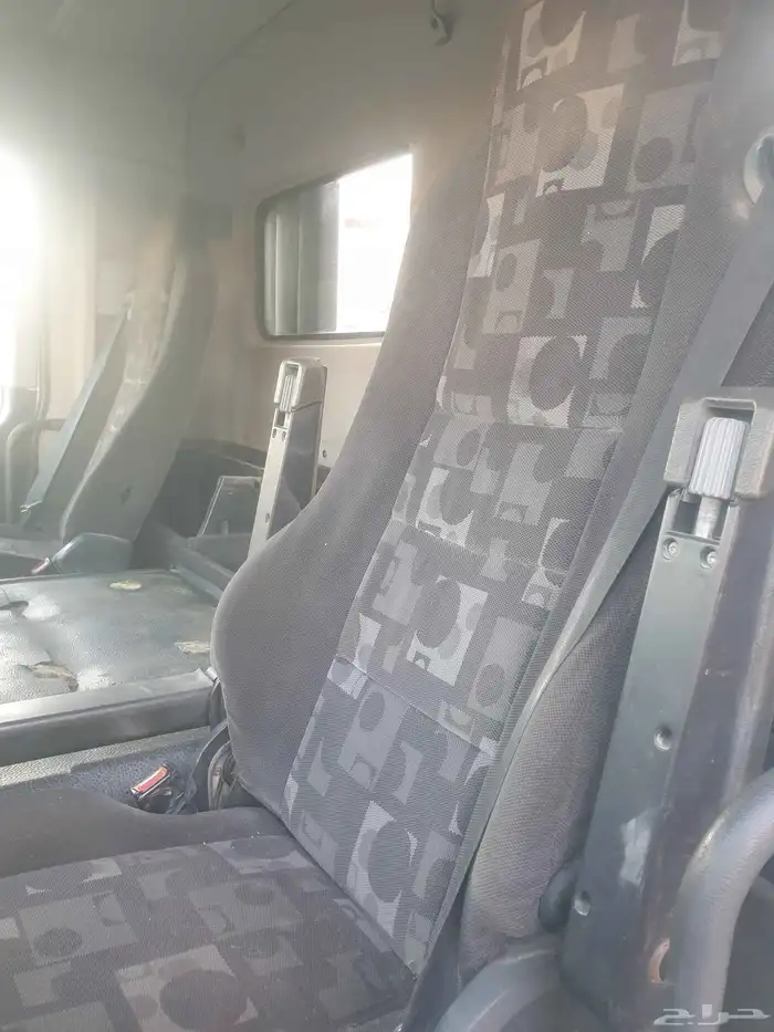 شاحنة مرسيدس موديل 2007 6