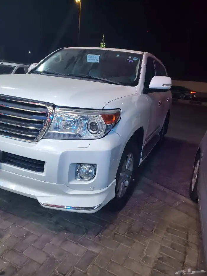 جيب لاند كروزر 2013 5