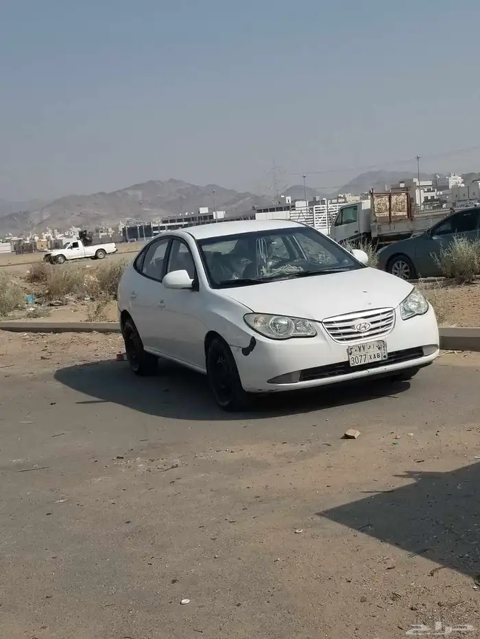 النترا 2010قير عادي مكينه صغير 1600 اللغة فيها 12الصامل 1