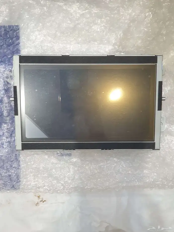 للبيع شاشة جنسس 2013 1