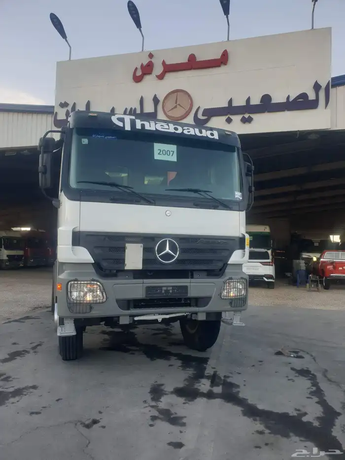 شاحنة مرسيدس موديل 2007 0