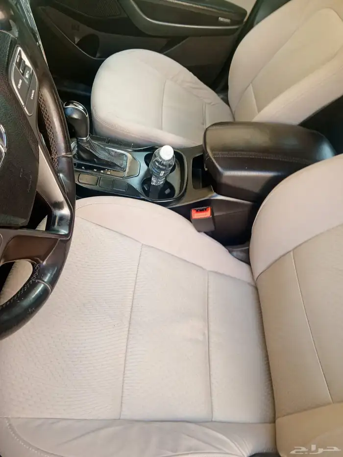 Hyundai SantaFe Model 2014 for sale 4