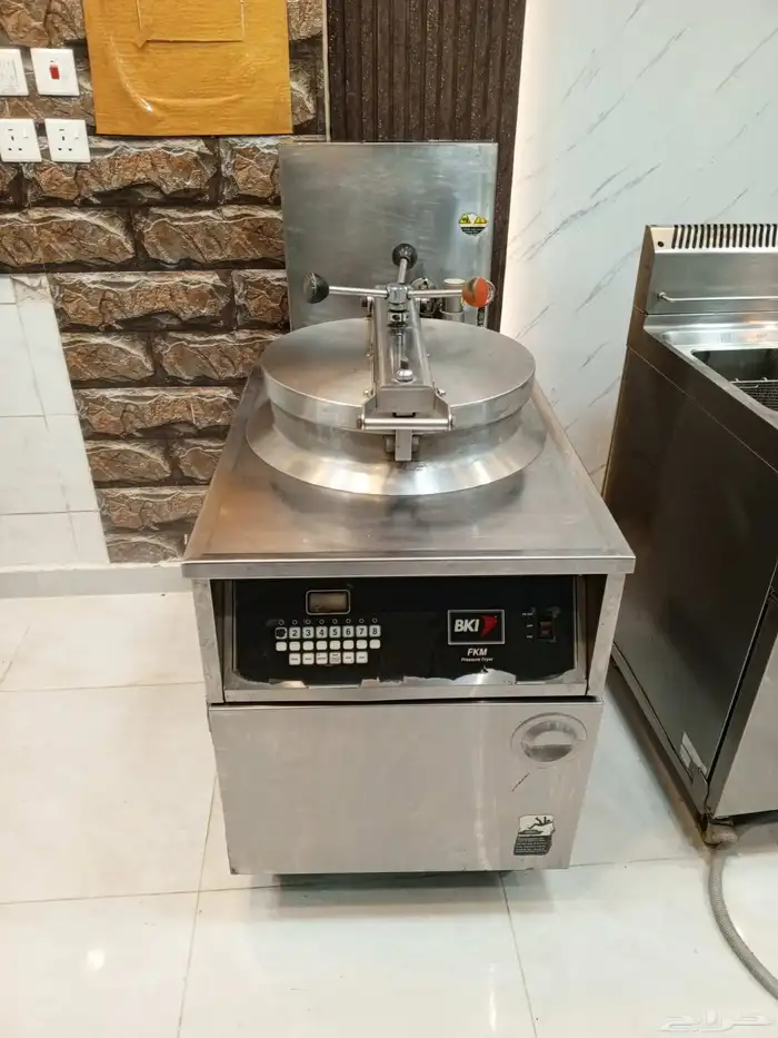 معدات مطاعم 0